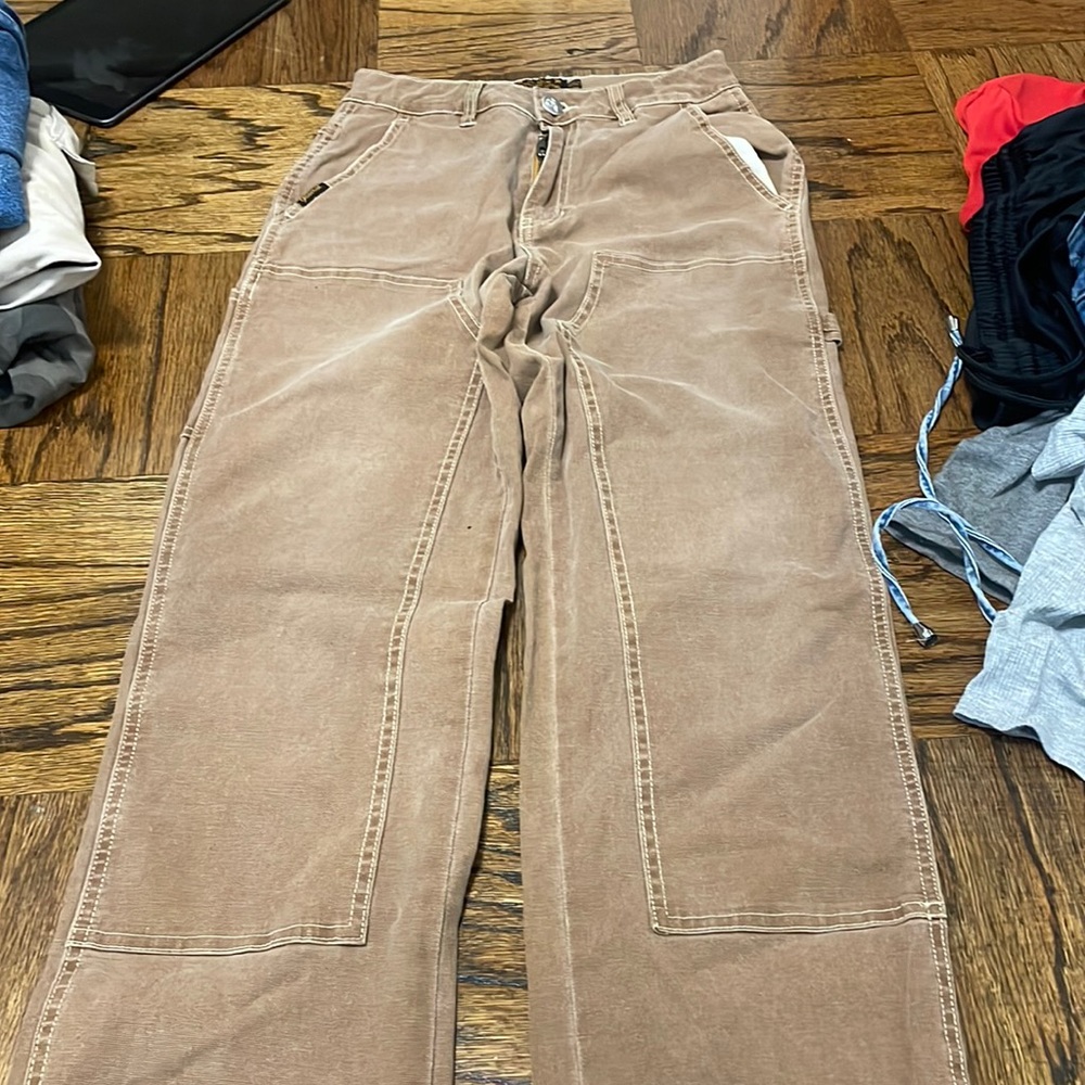 Tilly’s Cargos